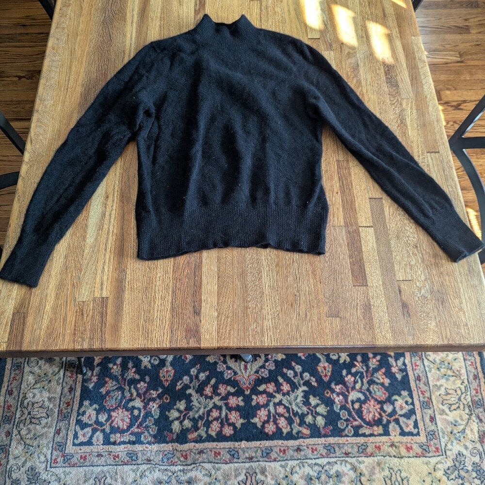 Women's Size M 100% CASHEMERE Black Mock Turtleneck Sweater
